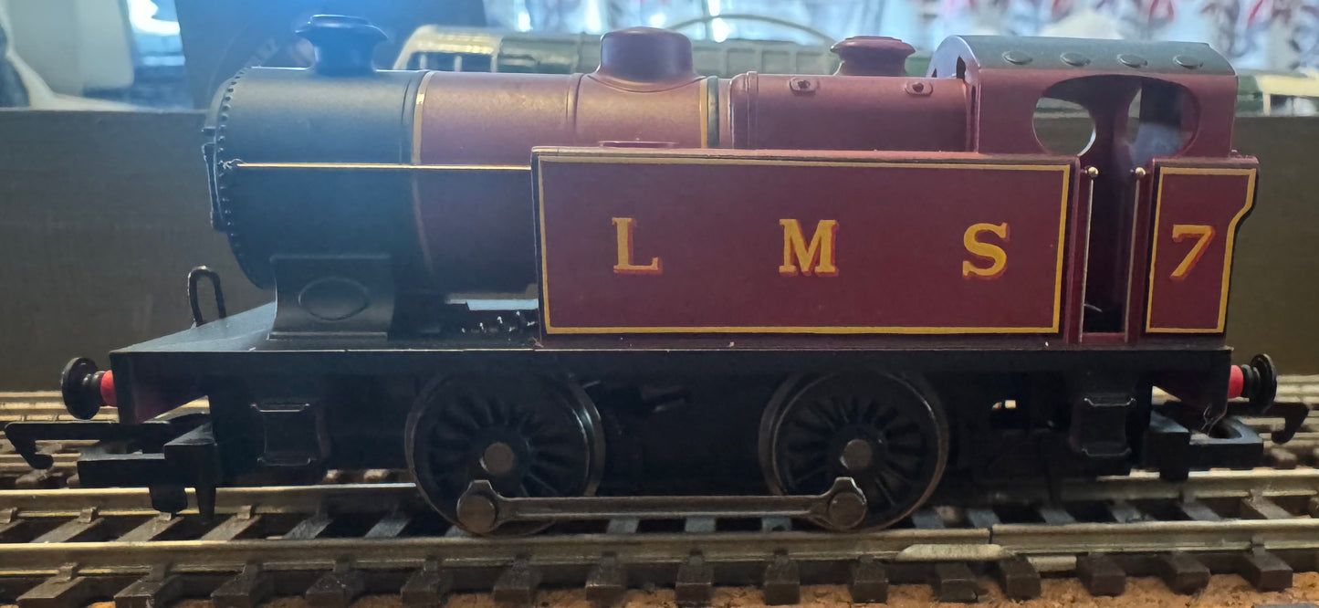 Hornby Railroad R30088 (OO) Hornby Industrial D, No7 in London Midland & Scottish Railway Lined Crimson Lake. Special Edition.