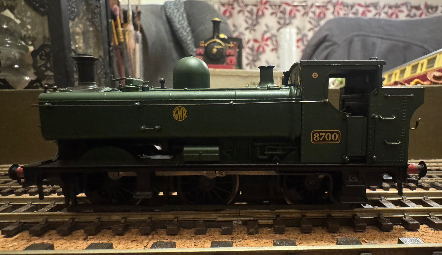 Bachmann 30-080 (OO) ‘The Western Wanderer’ Starter Set. DCC Ready.