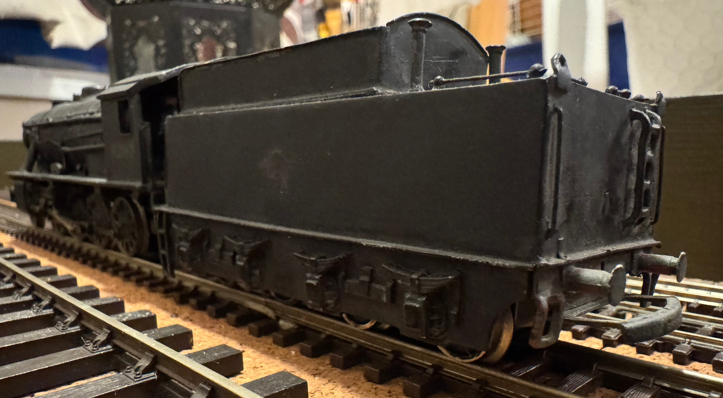 Cornard / Jouef (OO) Ex War Department / LNER O7 No.90062 in Weathered British Railway Black.