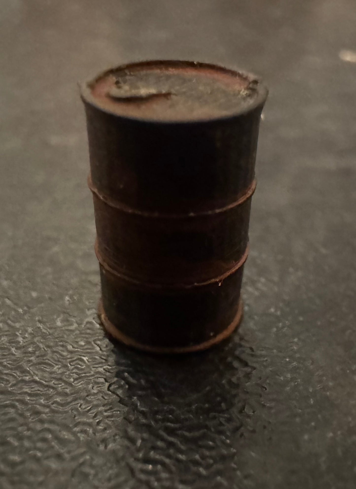 Model Railway Scenes (OO / OO9) Fourteen Weathered 45 Gallon Oil Barrels