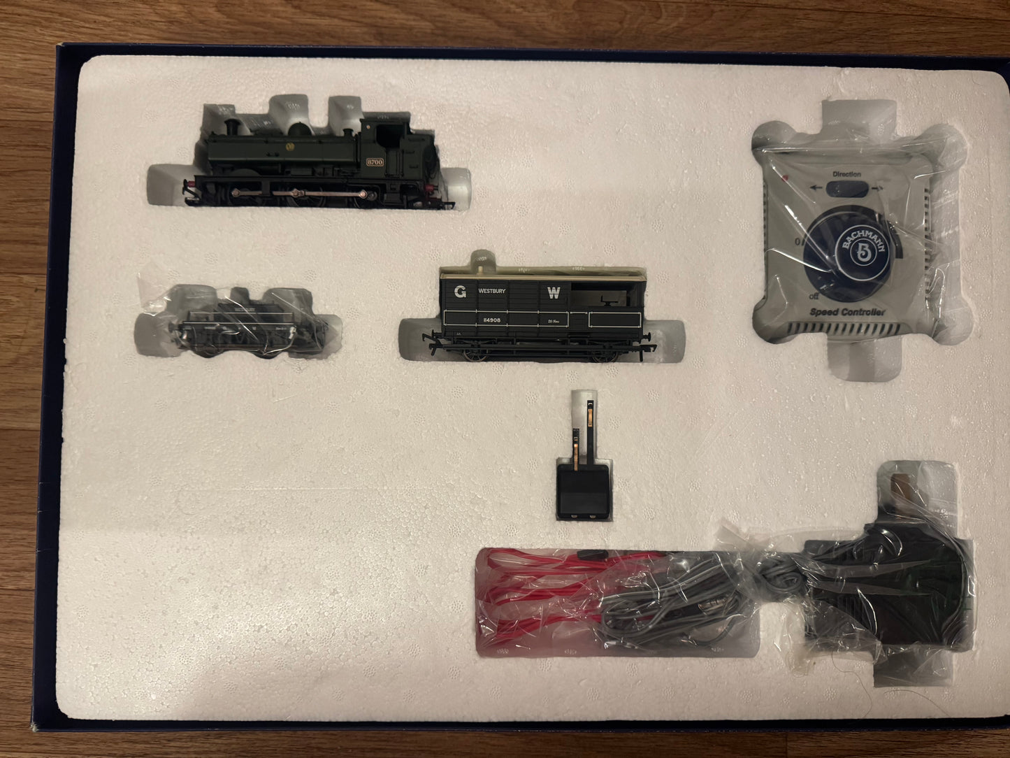 Bachmann 30-080 (OO) ‘The Western Wanderer’ Starter Set. DCC Ready.