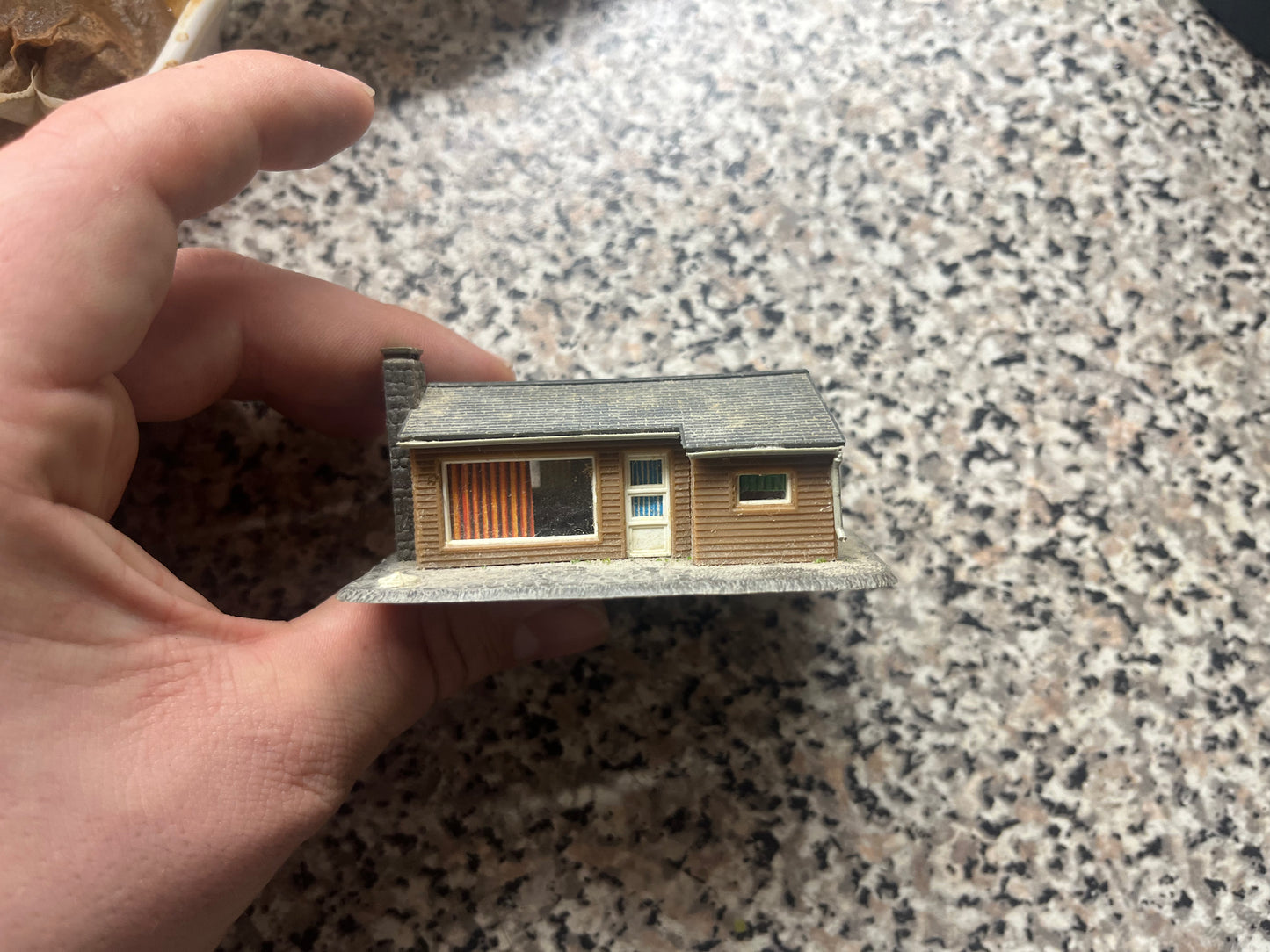 Peco (N Gauge) Large Wooden Bungalow