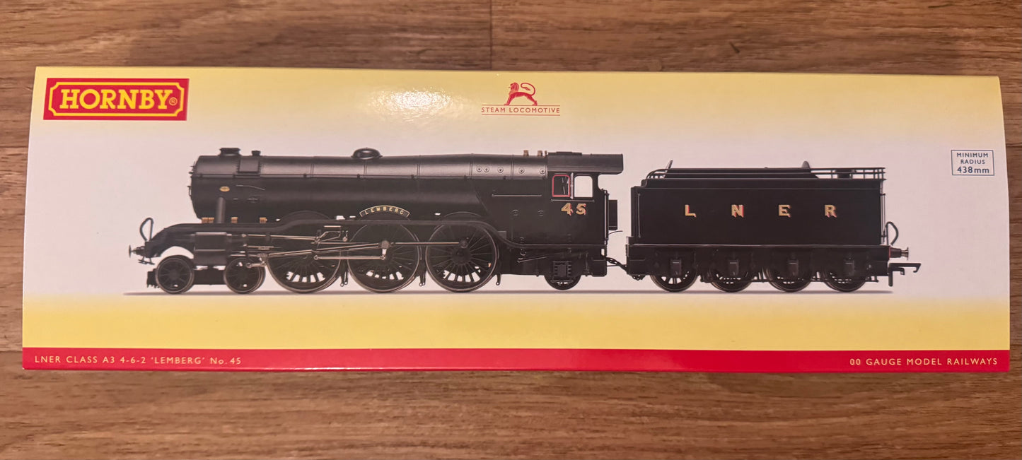 Hornby R30087 (OO) London North Eastern Railway A3 No.45 “Lemberg” in Post War LNER unlined black with Great Northern Railway Tender DCC Ready.