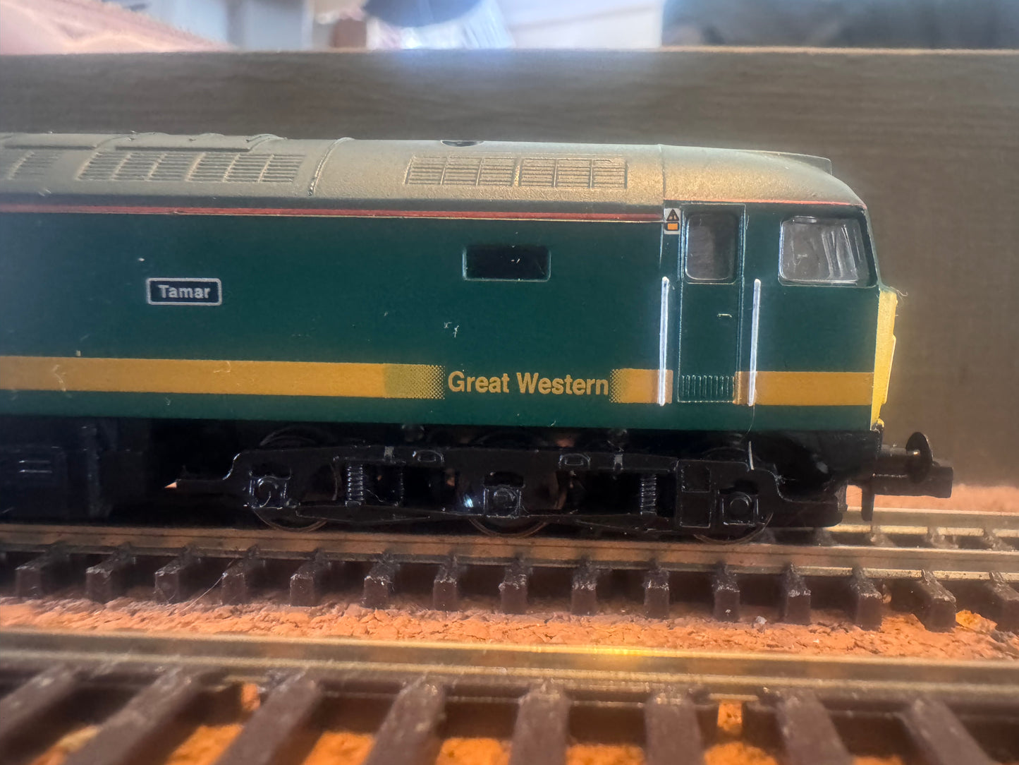 Graham Farish 371226 (N Gauge) Ex British Railways, Class 47/8 No.47832 “Tamar” in First Great Western Green Livery