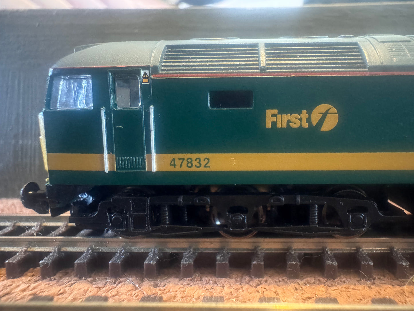 Graham Farish 371226 (N Gauge) Ex British Railways, Class 47/8 No.47832 “Tamar” in First Great Western Green Livery