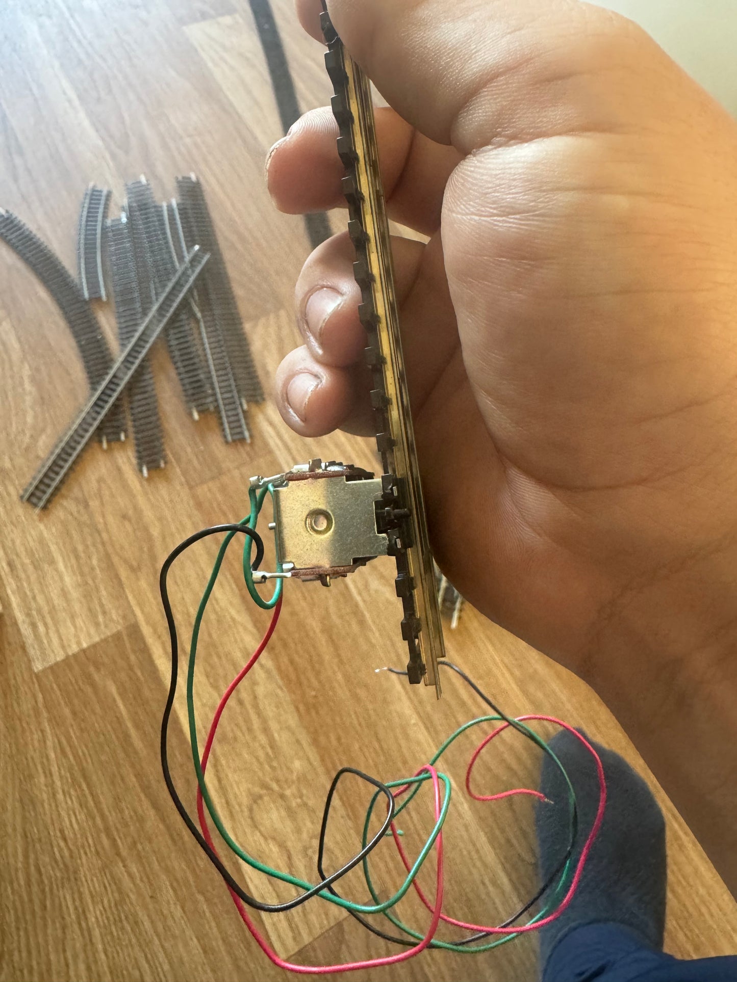 Peco Streamline (OO) SL-E92 Electrofrog left hand small radius point and Peco under board point motor.