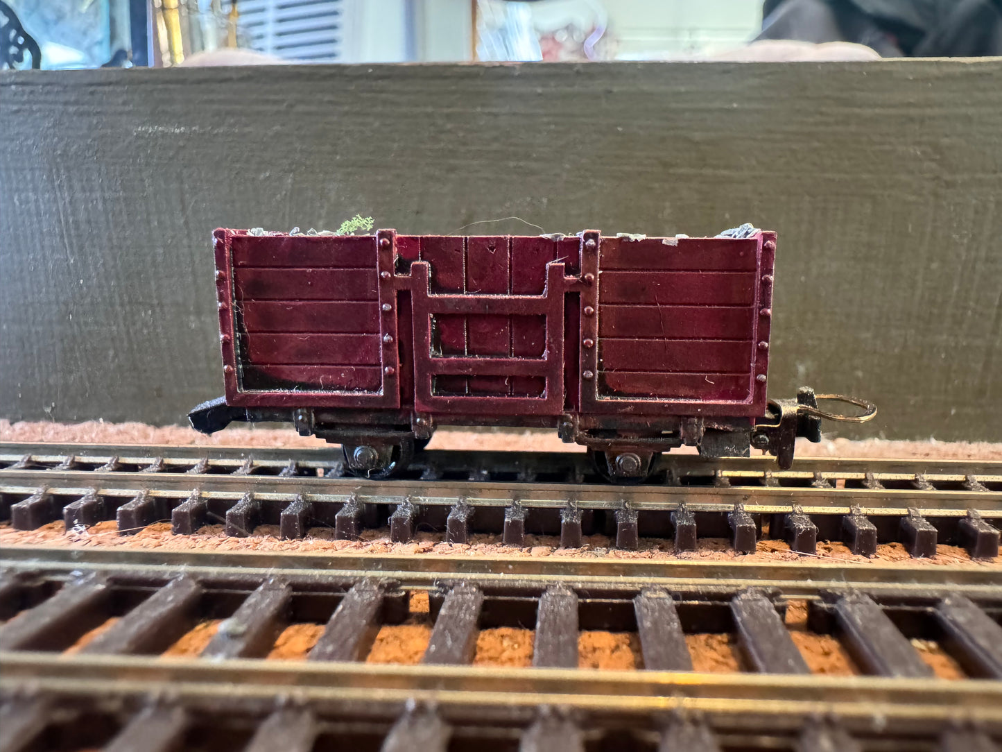 KD Railway (OO9) Five Plank Stone Wagon. Converter / Reach wagon
