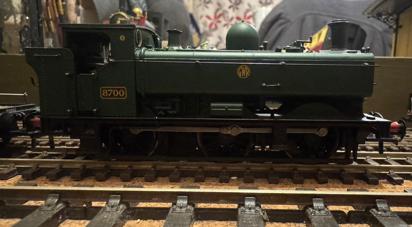 Bachmann 30-080 (OO) ‘The Western Wanderer’ Starter Set. DCC Ready.
