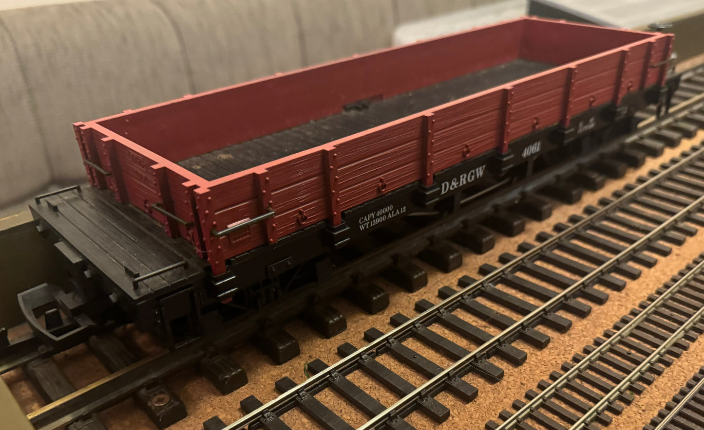 LGB 4061 (G Scale) Denver and Rio Grande Western Railroad, 8 wheel bogied, 3 plank open wagon No.4061