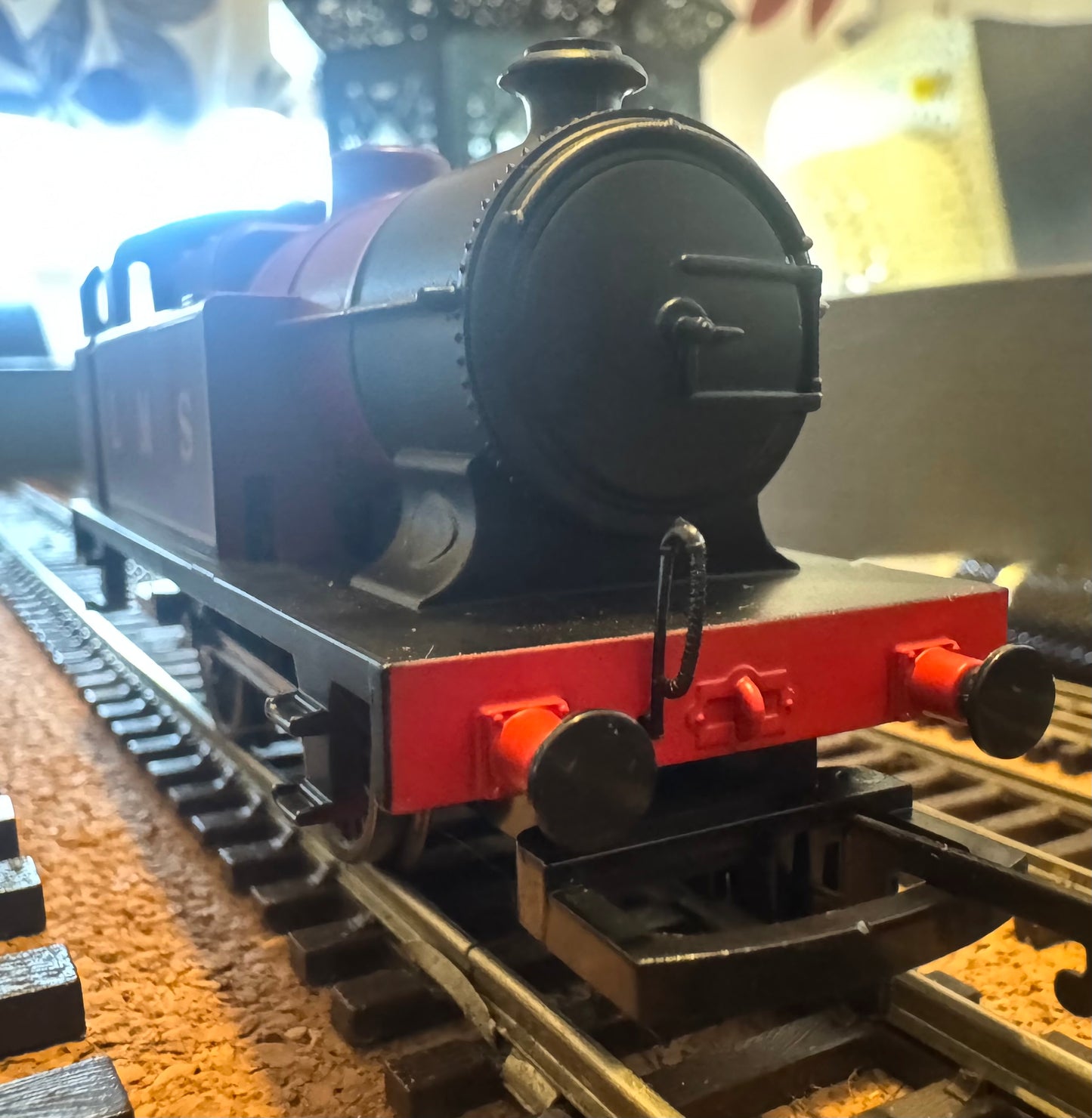 Hornby Railroad R30088 (OO) Hornby Industrial D, No7 in London Midland & Scottish Railway Lined Crimson Lake. Special Edition.