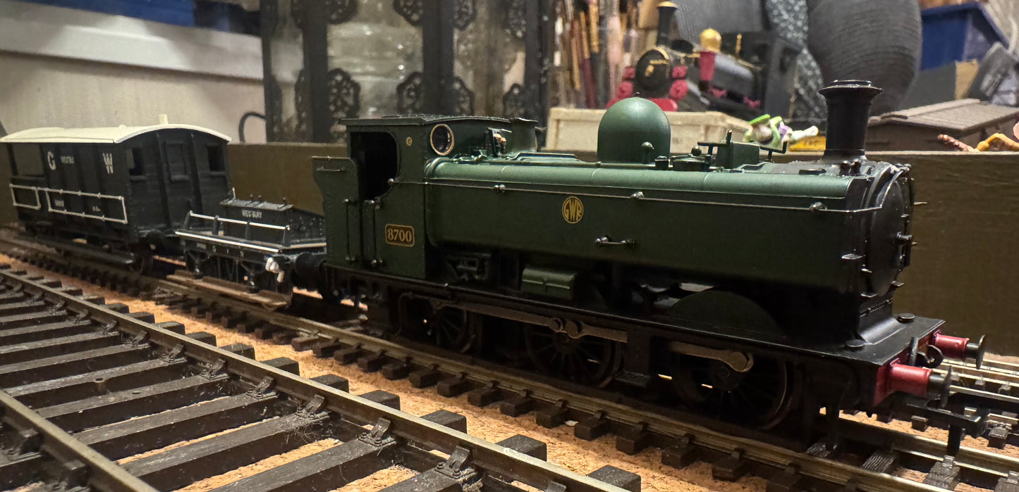 Bachmann 30-080 (OO) ‘The Western Wanderer’ Starter Set. DCC Ready.