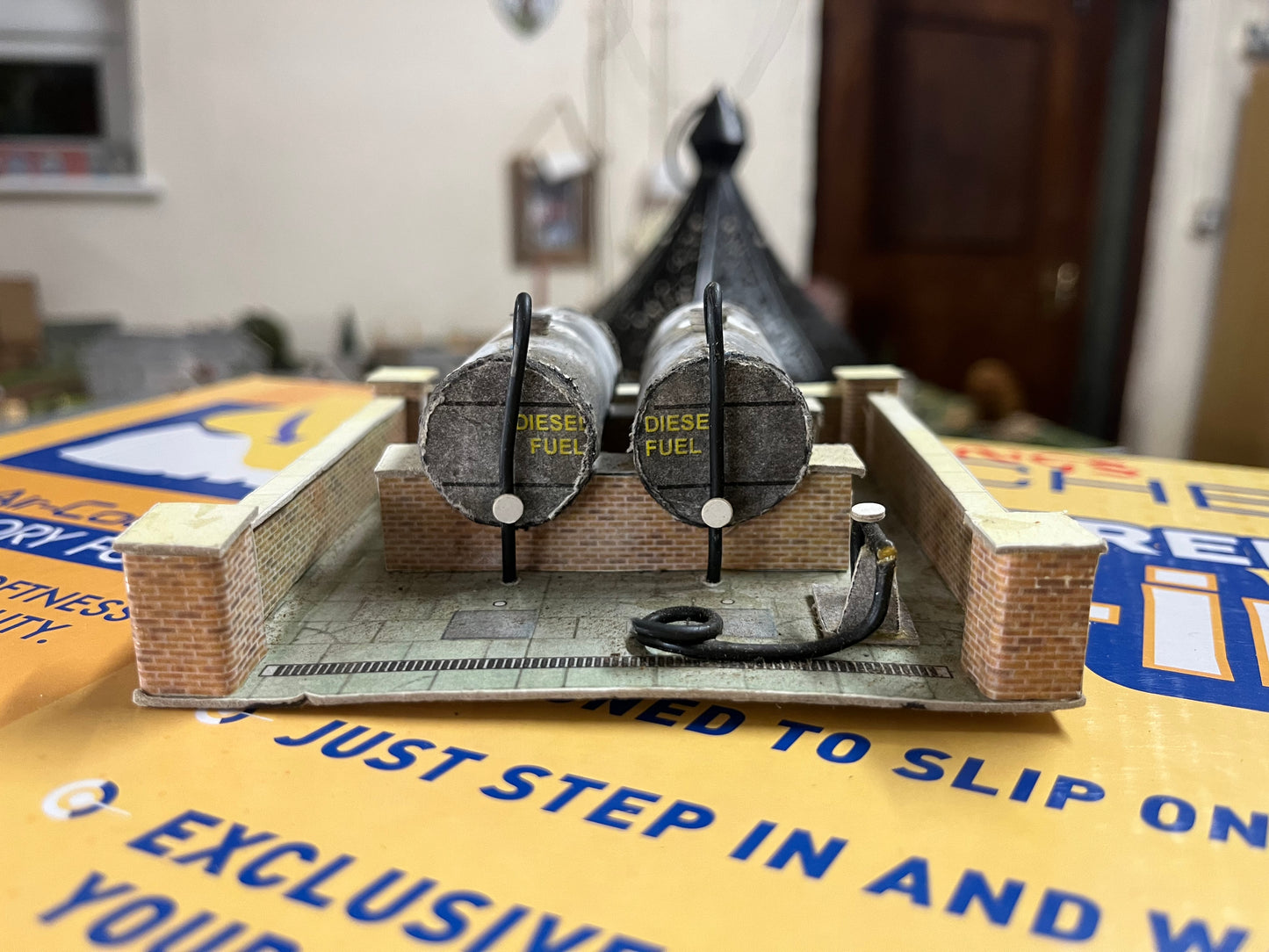 Metcalfe, (N, TT120 or OO) Diesel Fuel Storage