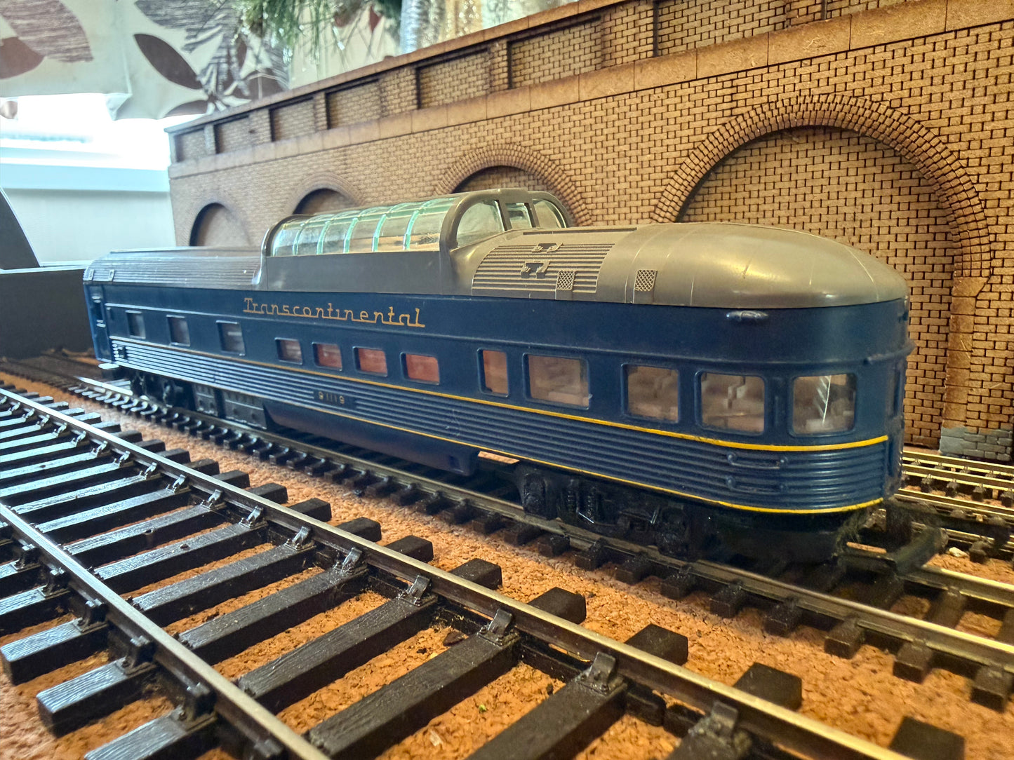 Tri-ang R250 (OO) Transcontinental Train Pack