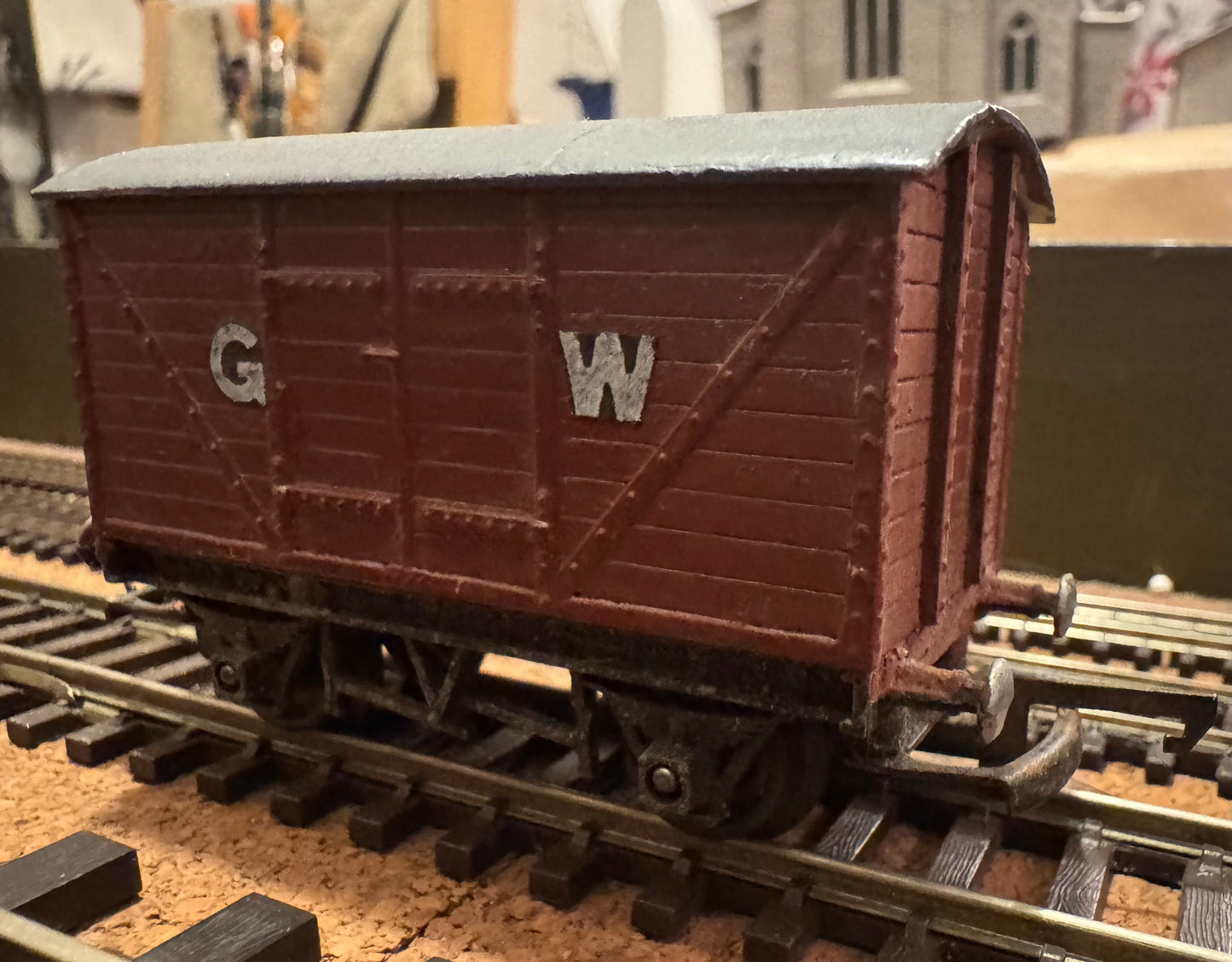 Tri-ang R11 (OO) Great Western Railway, 20 Ton Van.