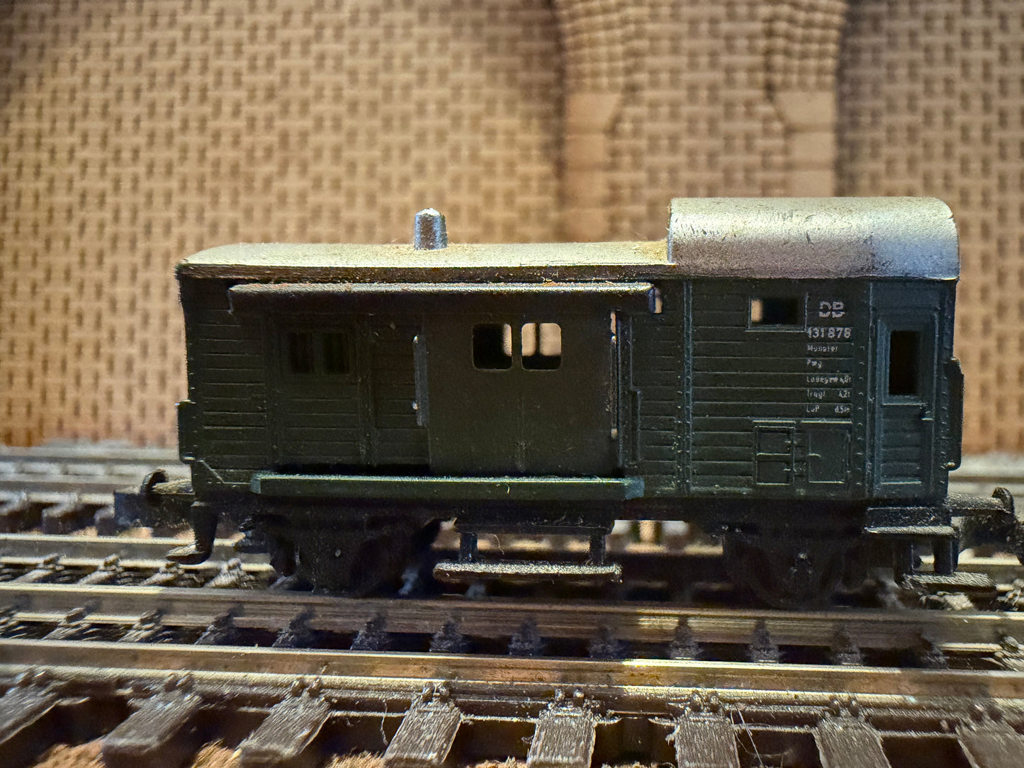Marklin 8609 (Z) Deutsche Bahn Baggage No.131878 in DB Green.