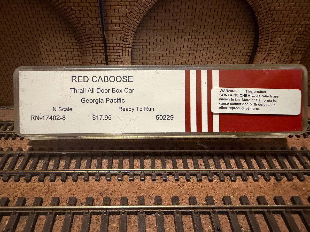Red Caboose RN-17402-8 (N Scale) Georgia Pacific Railroad, Thrall All Door Box Car No.50229