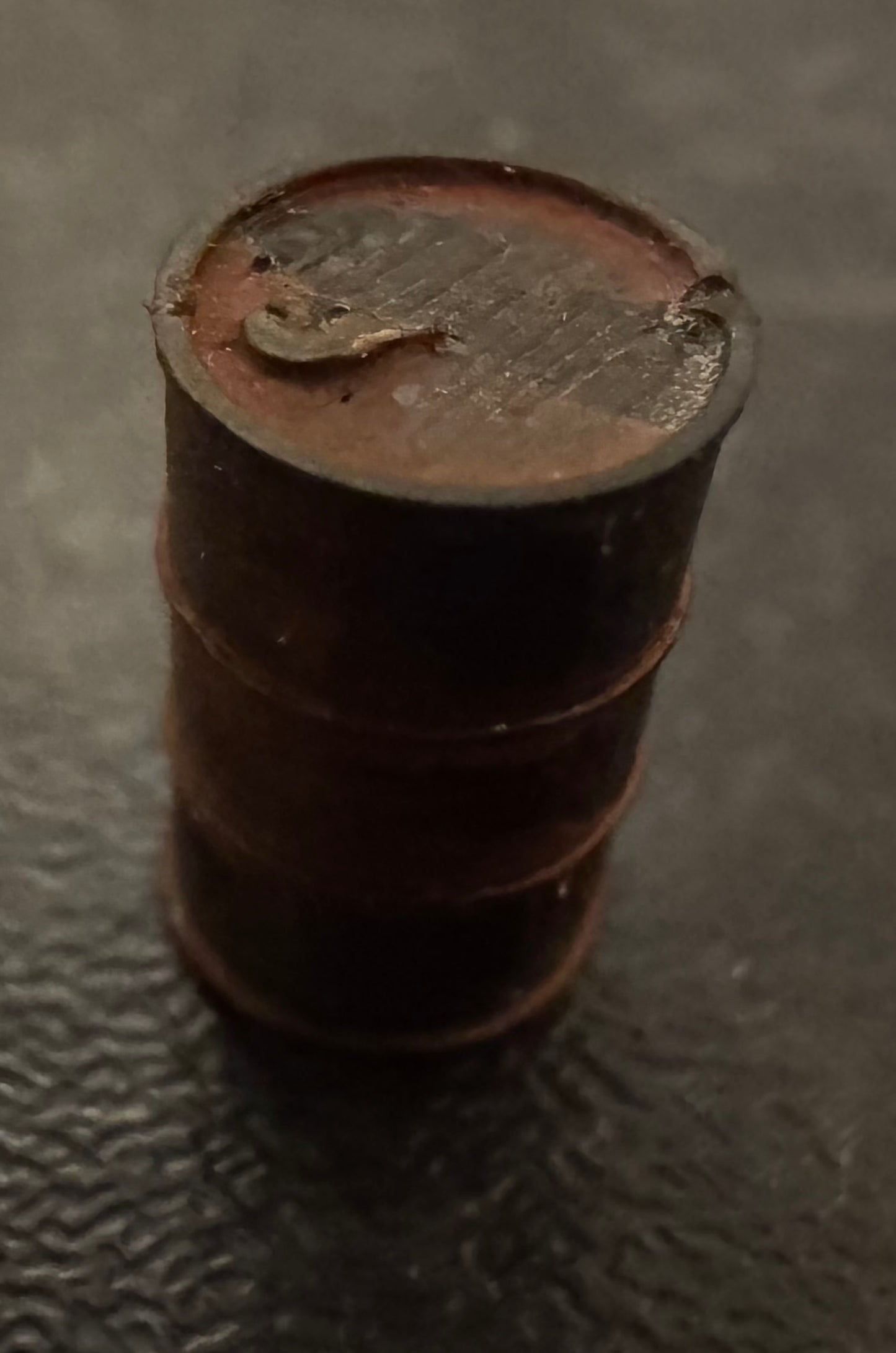 Model Railway Scenes (OO / OO9) Fourteen Weathered 45 Gallon Oil Barrels
