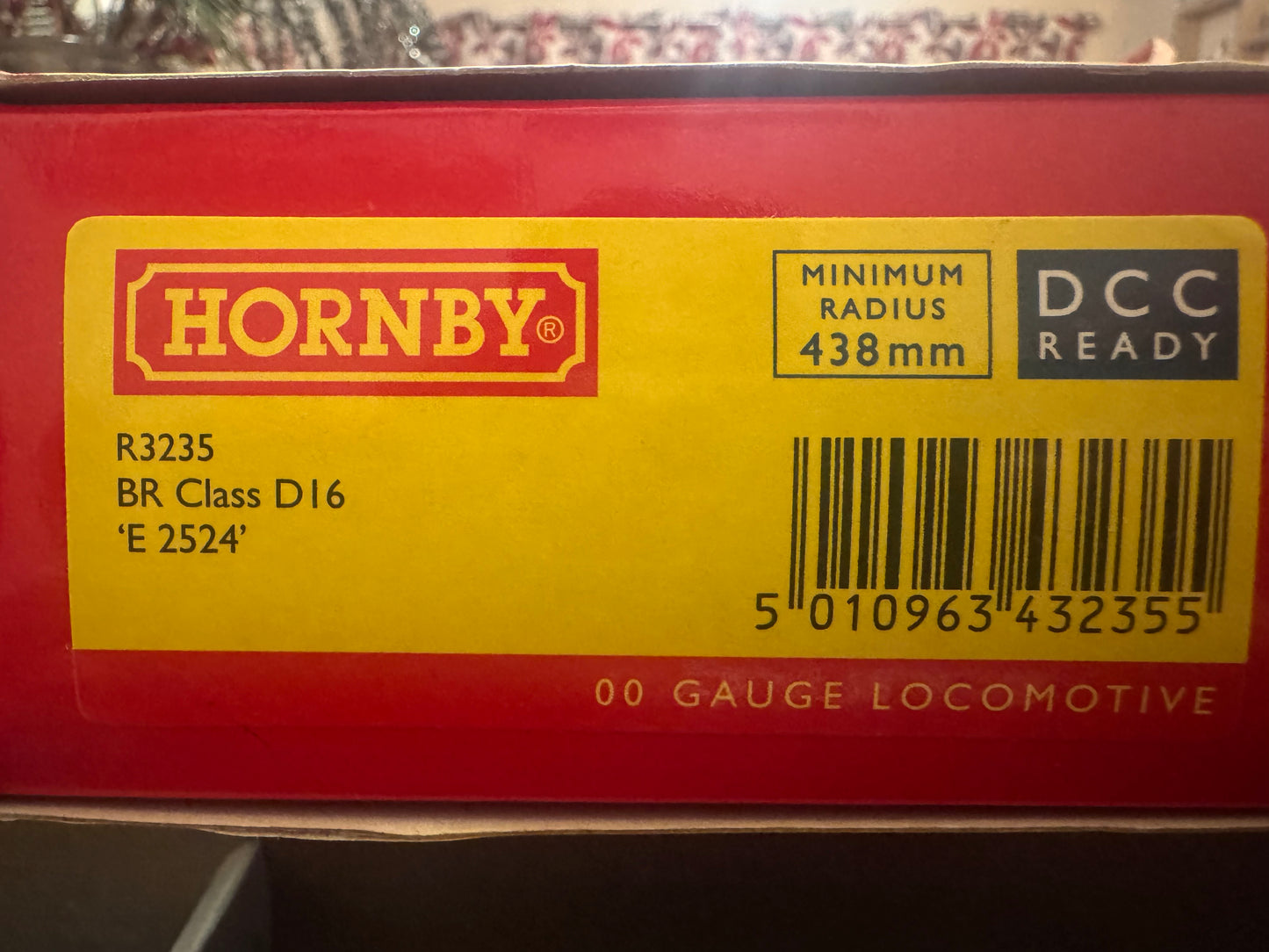 Hornby R3235 (OO) EX GER / LNER D16 ’Super Claud’ No.E2524 in LNER / British Railways change over unlined Black. DCC Ready.