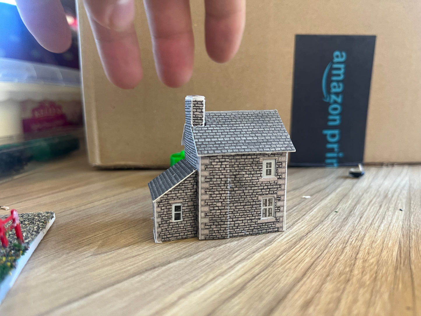 Metcalfe, (N Gauge) Assembled Small Cottage kit. A nice small cottage for you layout.