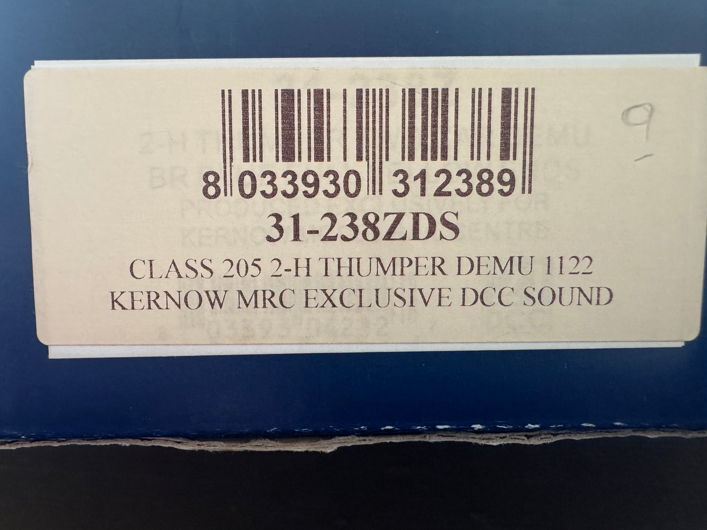 Bachmann 31-238ZDS (OO) British Railways, Class 205 2-H ‘Thumper’ DEMU No.1122 in Pre TOPS British Rail Blue. DCC Sound Fitted