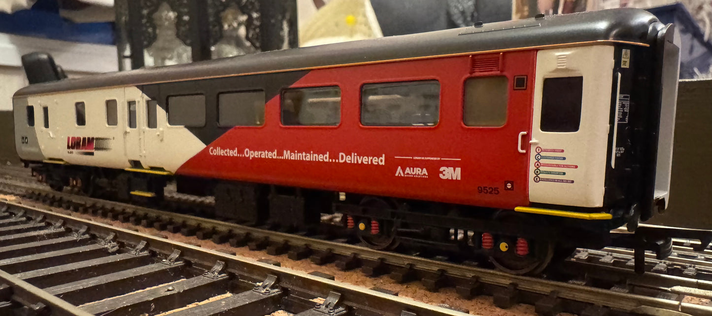 Hornby R40145 (OO) Ex British Rail, Mk2F Brake Second Open No.9525 in LORAM UK Livery.
