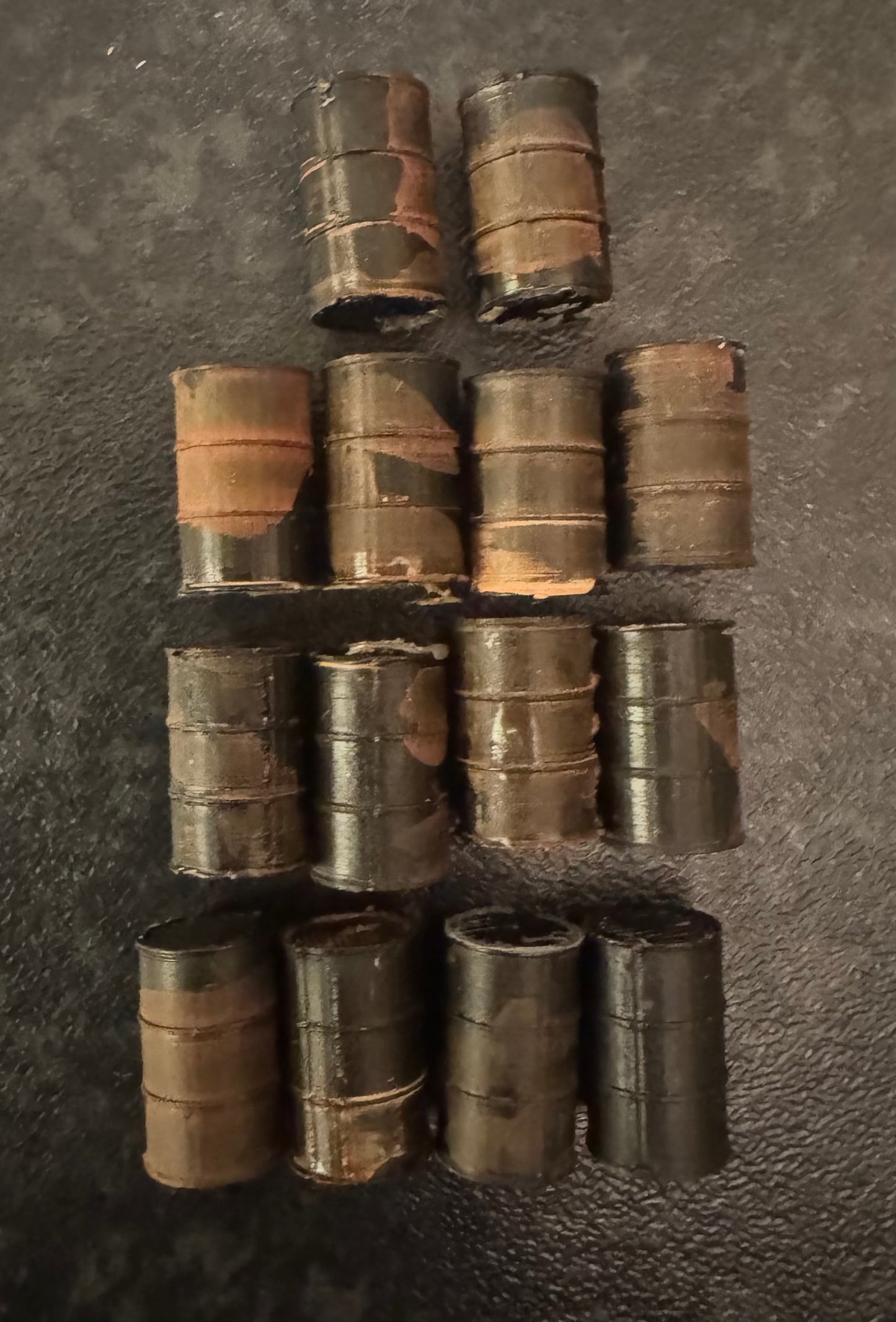 Model Railway Scenes (OO / OO9) Fourteen Weathered 45 Gallon Oil Barrels