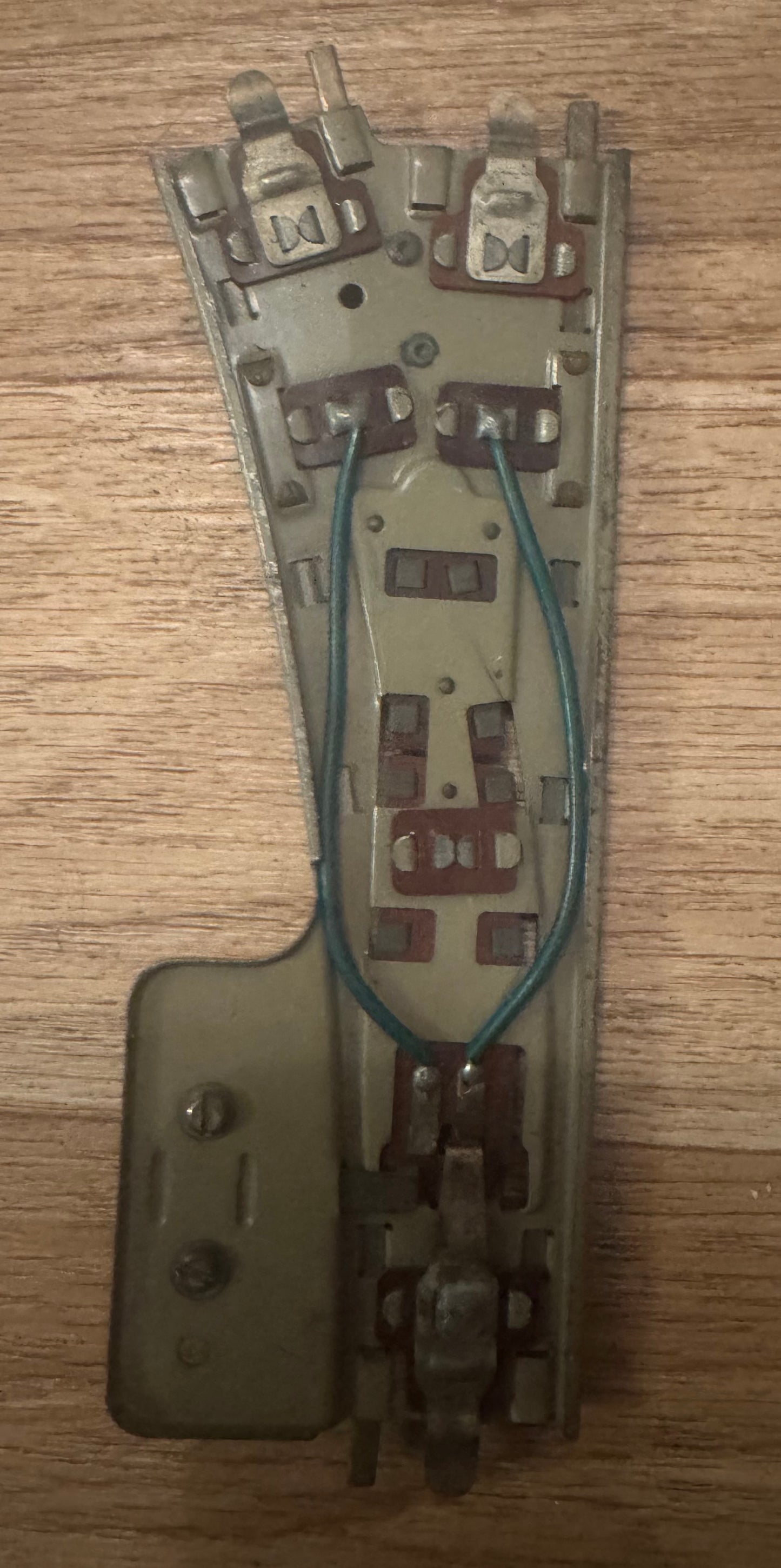 Hornby Dublo 3 Rail (OO) Right Hand Point. £6 Each. X2 in stock.