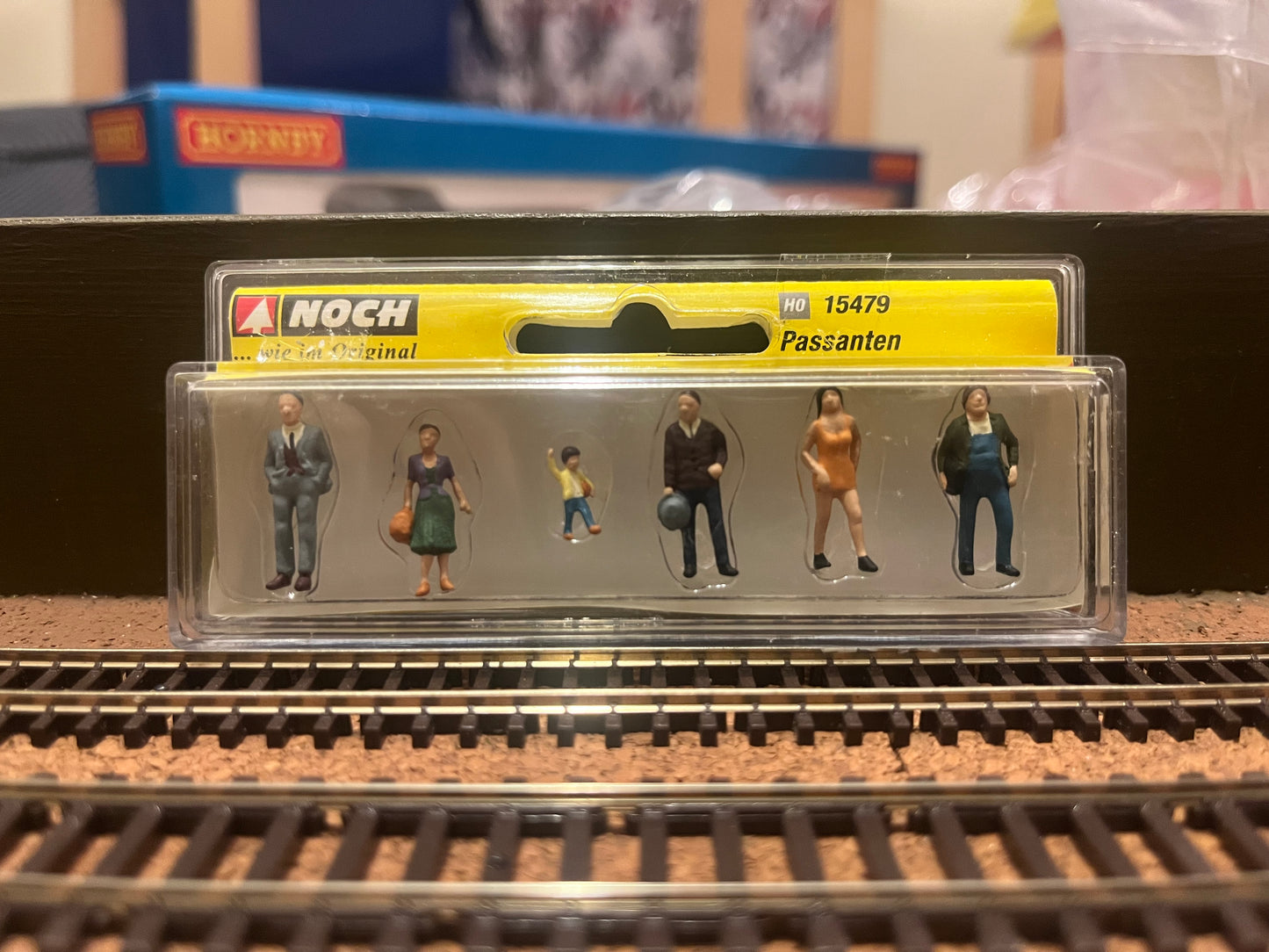Noch (OO / HO) Passers-by