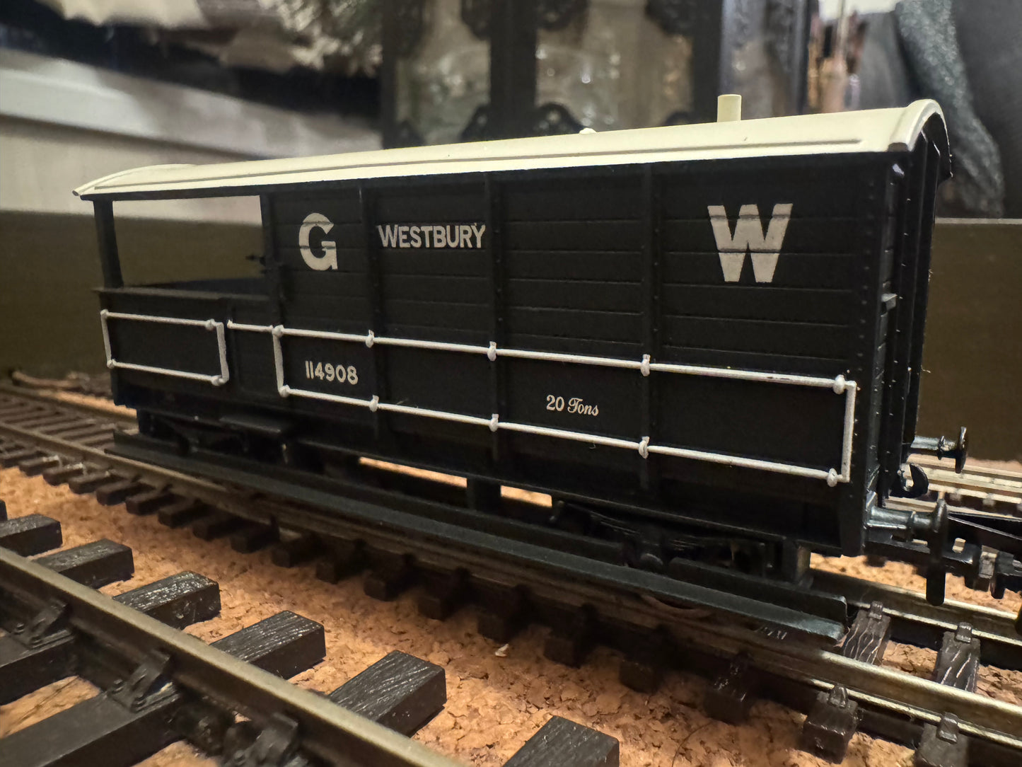 Bachmann 30-080 (OO) ‘The Western Wanderer’ Starter Set. DCC Ready.