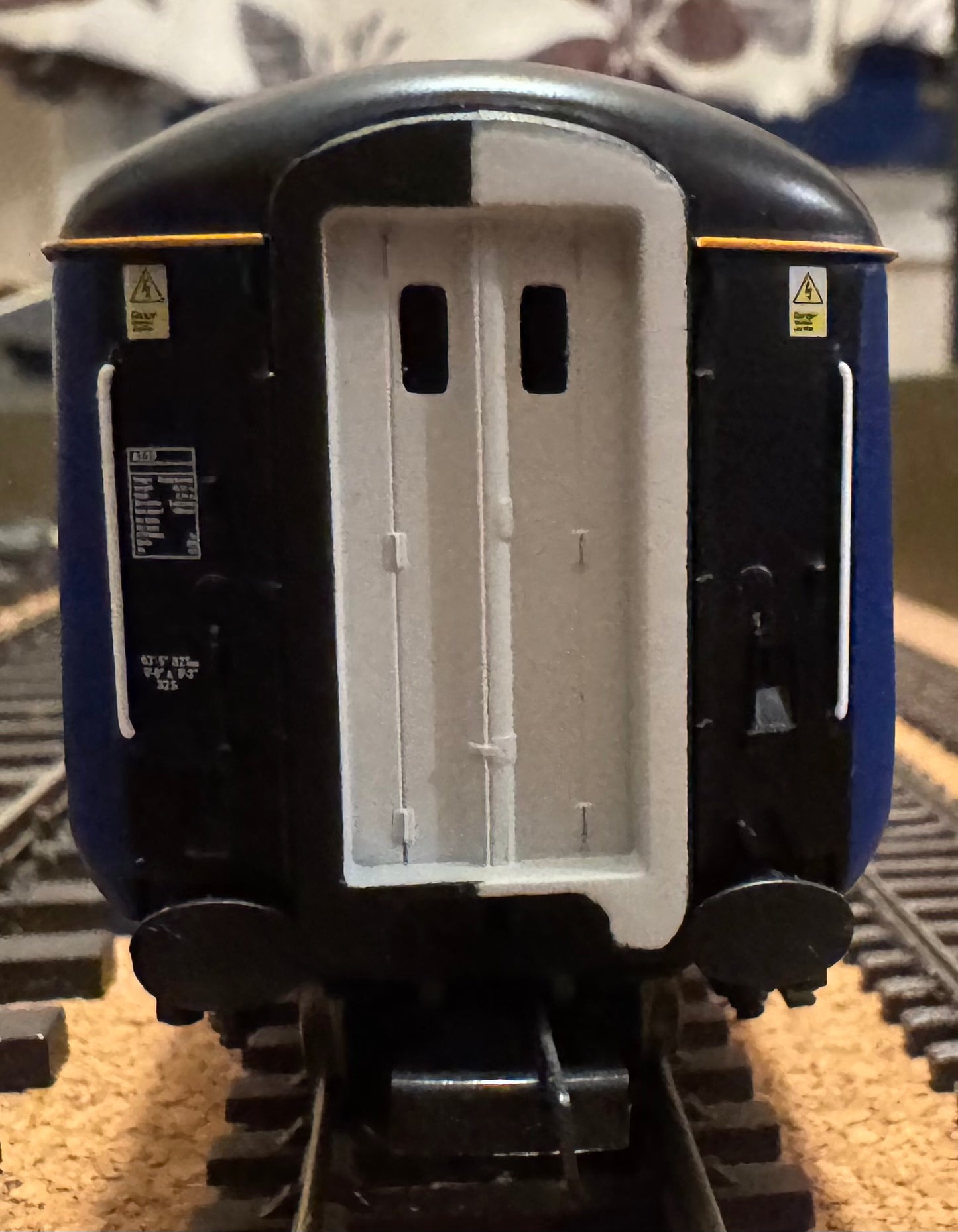 Hornby R40145 (OO) Ex British Rail, Mk2F Brake Second Open No.9525 in LORAM UK Livery.