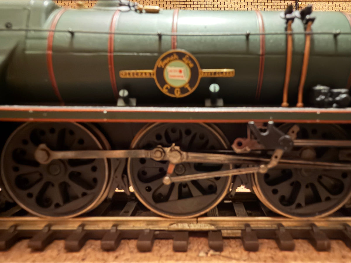 Hornby R2528 (OO) Ex SR, Rebuilt Merchant Navy No.35019 “French Line” in British Railways Lined Passenger Green. (Shed Code 70A, Nine Elms Depot)