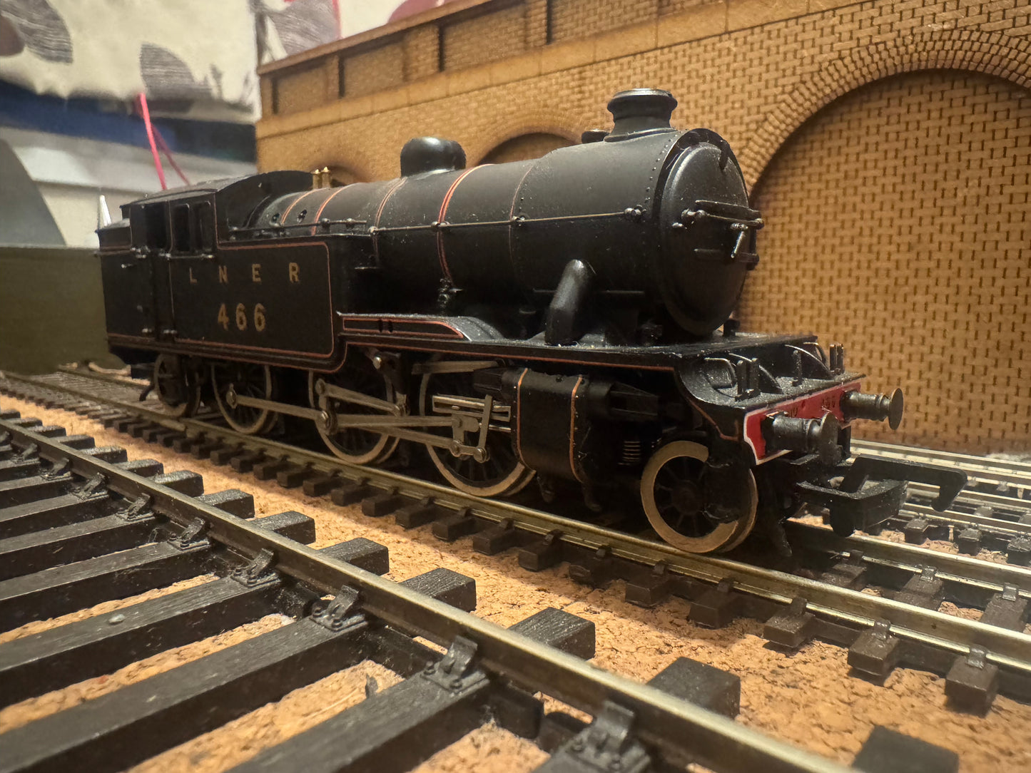Bachmann 31-603 (OO) London North Eastern Railway V1 No.466 in Pre-war Lined LNER Black