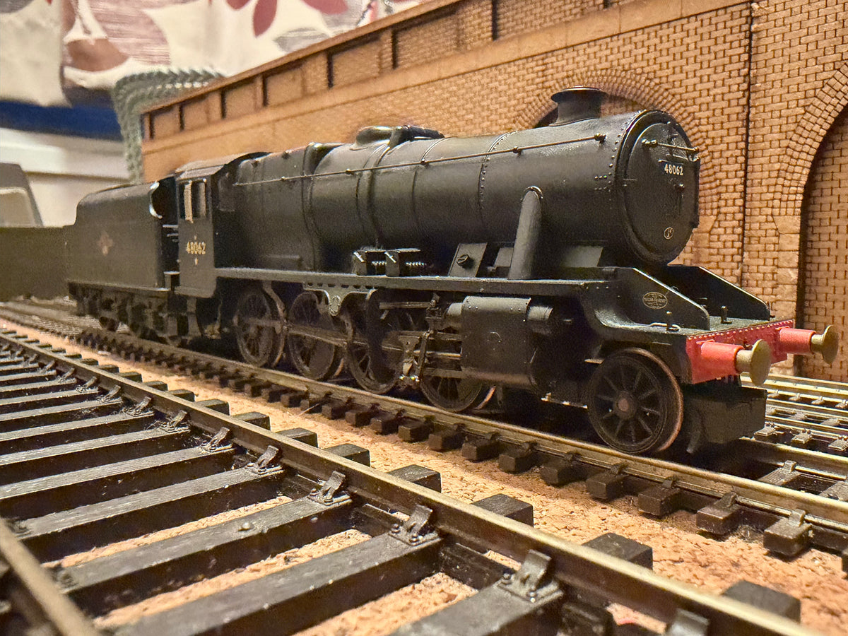 Hornby R2395A (OO) Ex LMS ‘Stanier’ 8F No.48062 in Lightly Weathered British Railways Unlined Black. (Shed Code, 14A Cricklewood East Depot) DCC Ready £72 