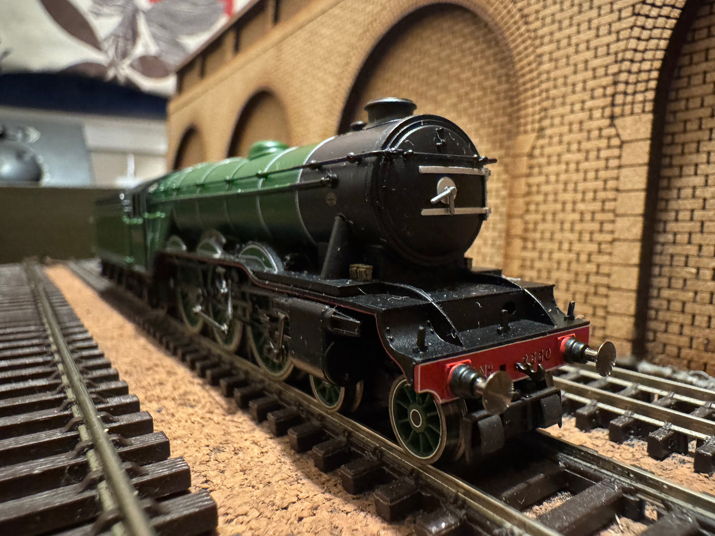 Hornby TT1001AM (TT120) The Scotsman, Starter Set. DCC Ready 