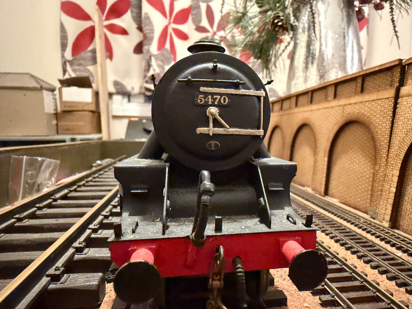 Manufacturer Unknown (O Gauge) London Midland & Scottish Railway ‘Stanier’ 5P 5F ‘Black Five’ No.5470 in Lined LMS Black (Shed code 2A, Rugby Depot). 