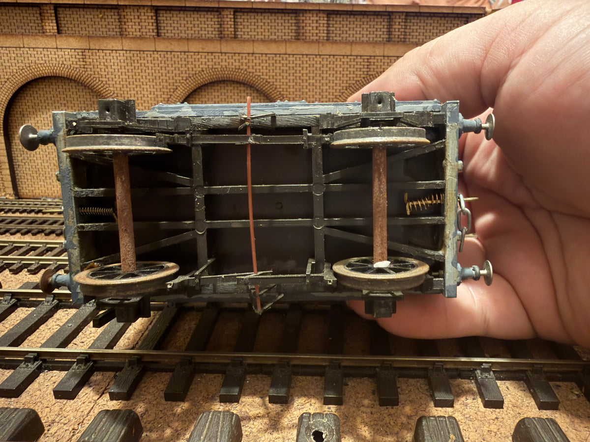 Slaters (O Gauge) Ex MR, 8T Van in London Midland & Scottish Railway Livery 