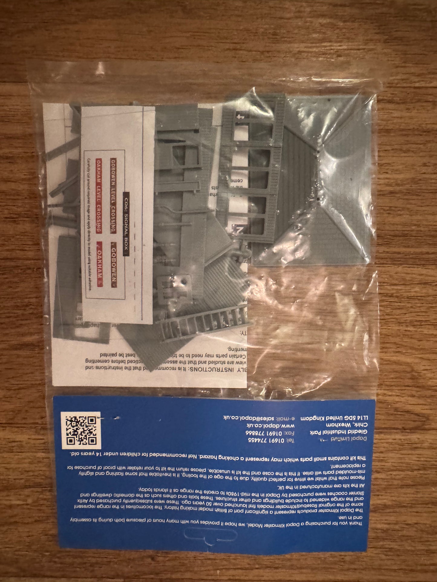 Dapol / Kitmaster C006 (OO) Midland Railway Style Signal Box Kit 