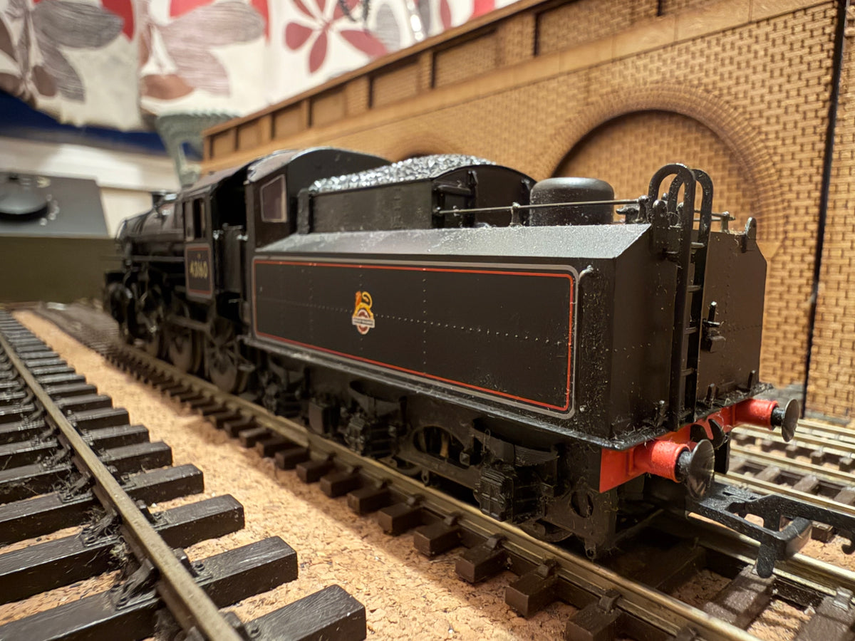 Bachmann 32-577 (OO) British Railways [LMS] ‘Ivatt’ 4MT ‘Fargo’ No.43160 in BR Lined Black. (Shed Code 32F, Great Yarmouth Beach Depot) DCC Ready 