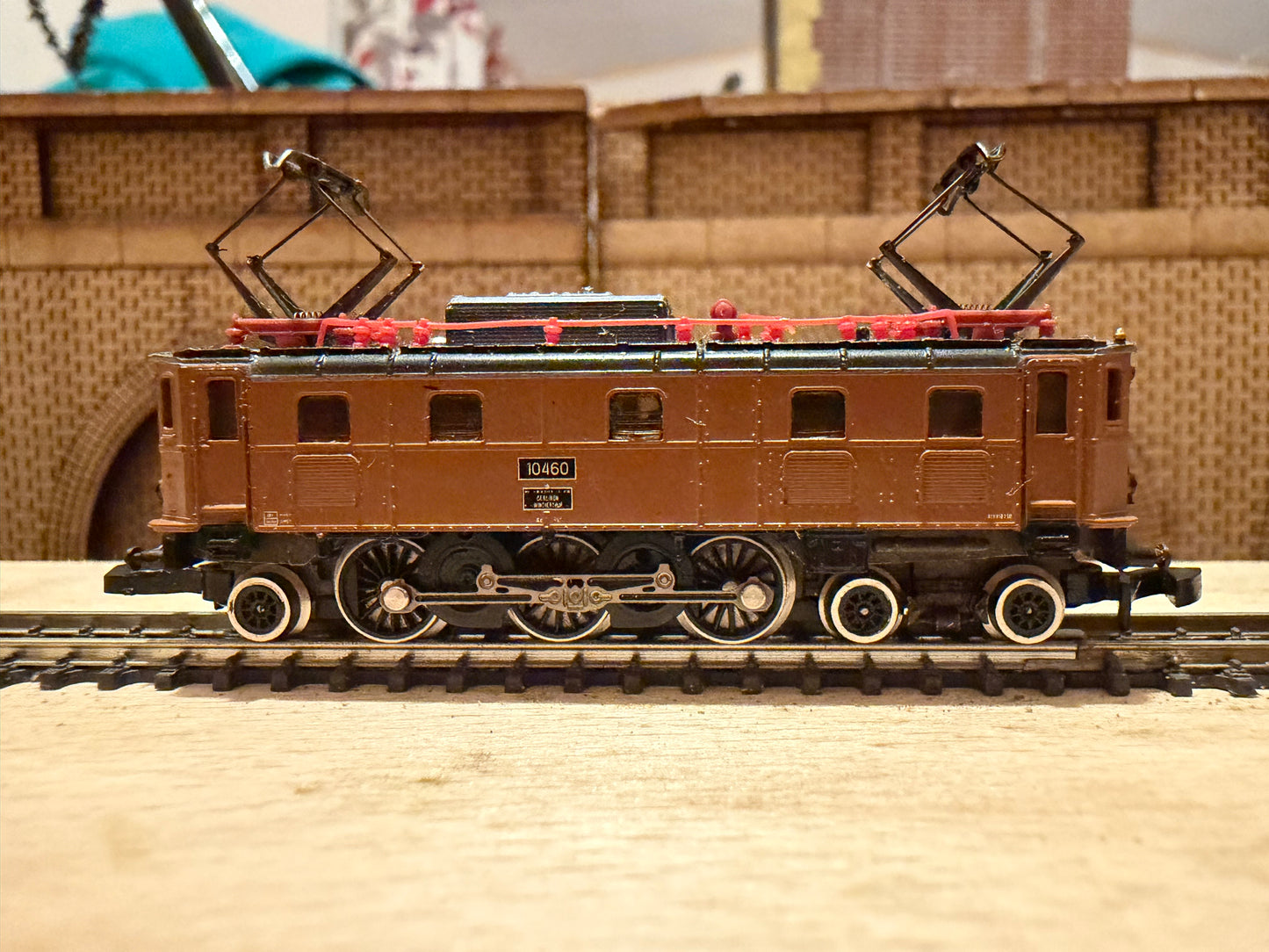 Marklin Mini Club 8851 (Z) SBB Class Ae 3/6 II 10460 in SBB Brown 