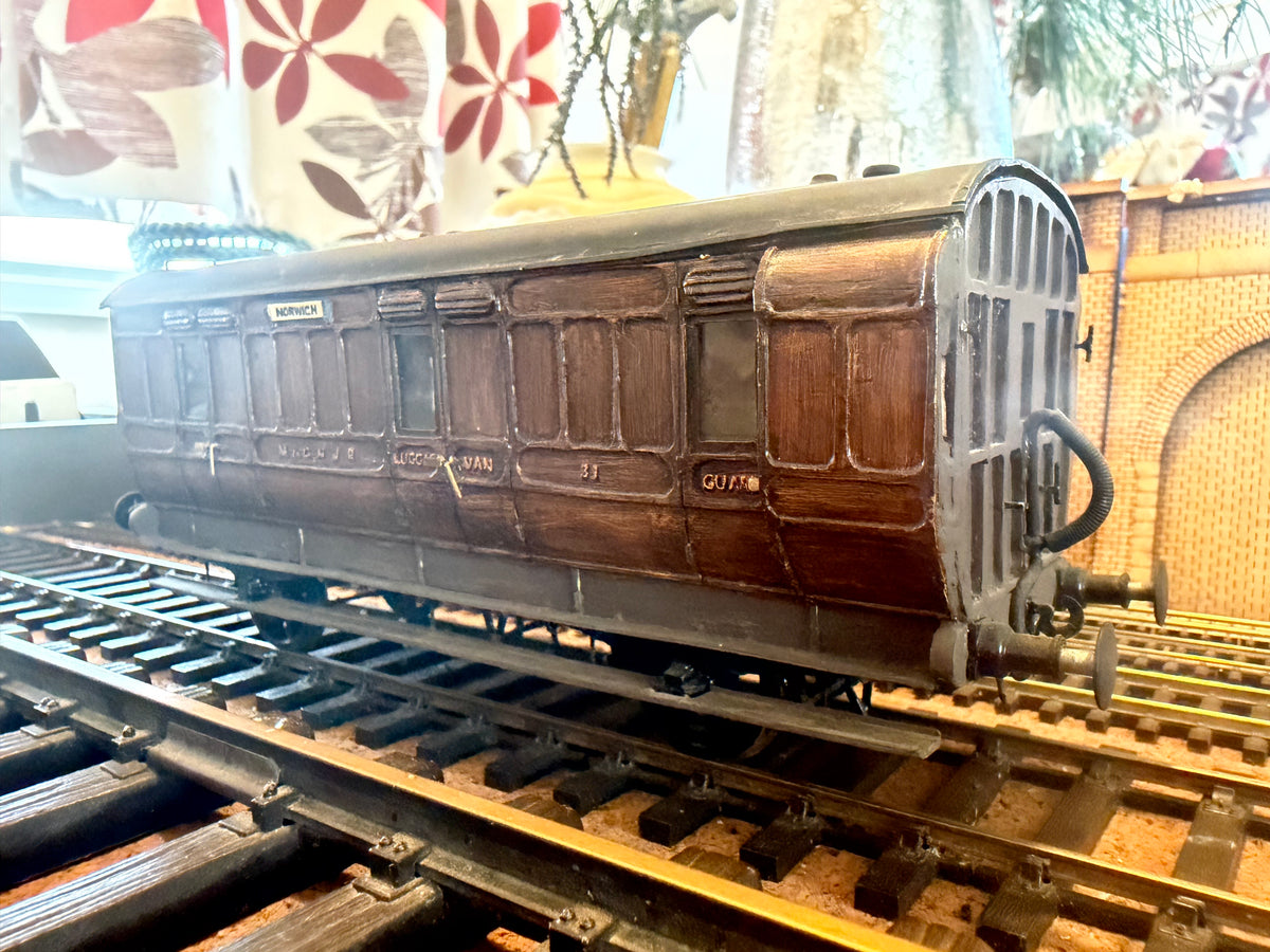 Manufacturer Unknown (O Gauge) Midland & Great Northern Joint Railway, Luggage Brake No.31 in Work M&GNJR Teak 