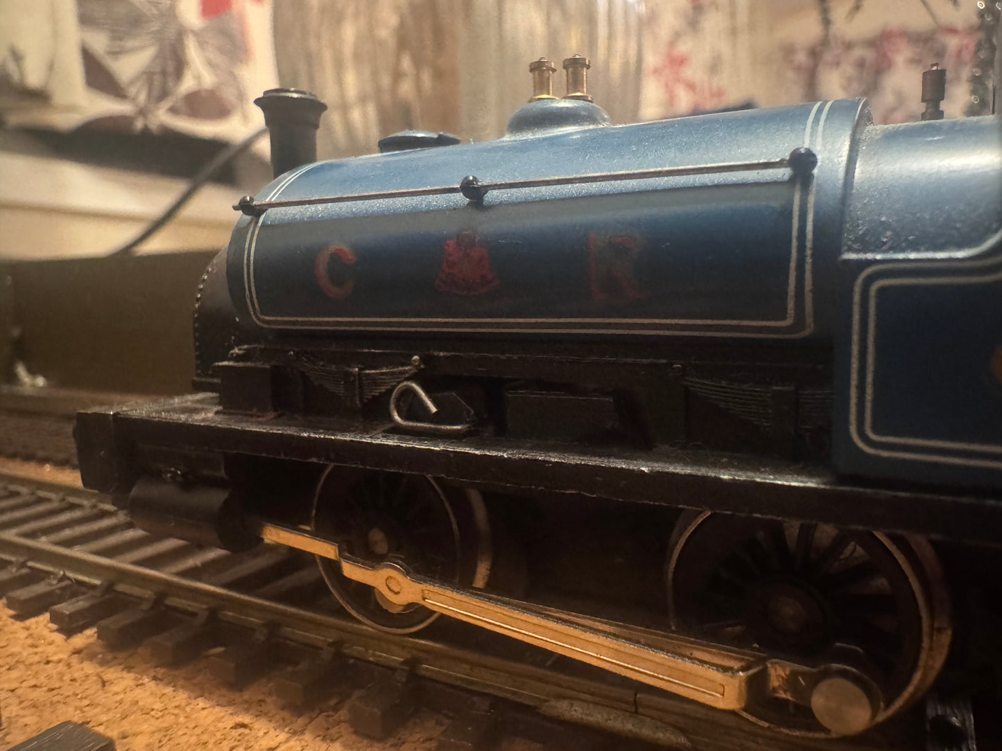 Hornby R.057 (OO) Caledonian Railway 264 Class ‘Pug’ No.270 in CR Lined Blue.