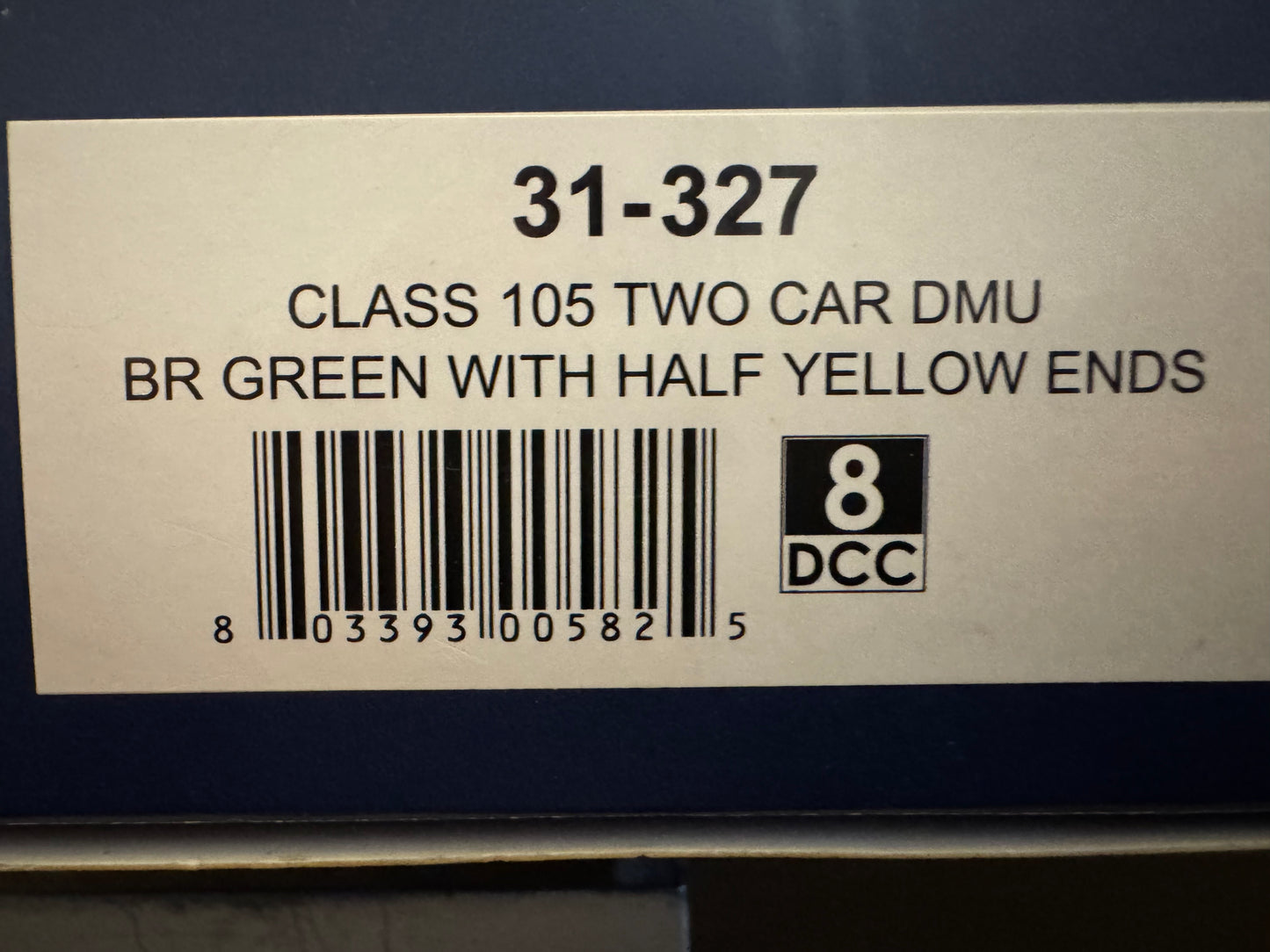 Bachmann 31-327 (OO) British Railways / Cravens Ltd, Diesel Multiple Unit [Class 105] Power & Trailer Car in BR Green with half yellow ends. DCC Fitted 