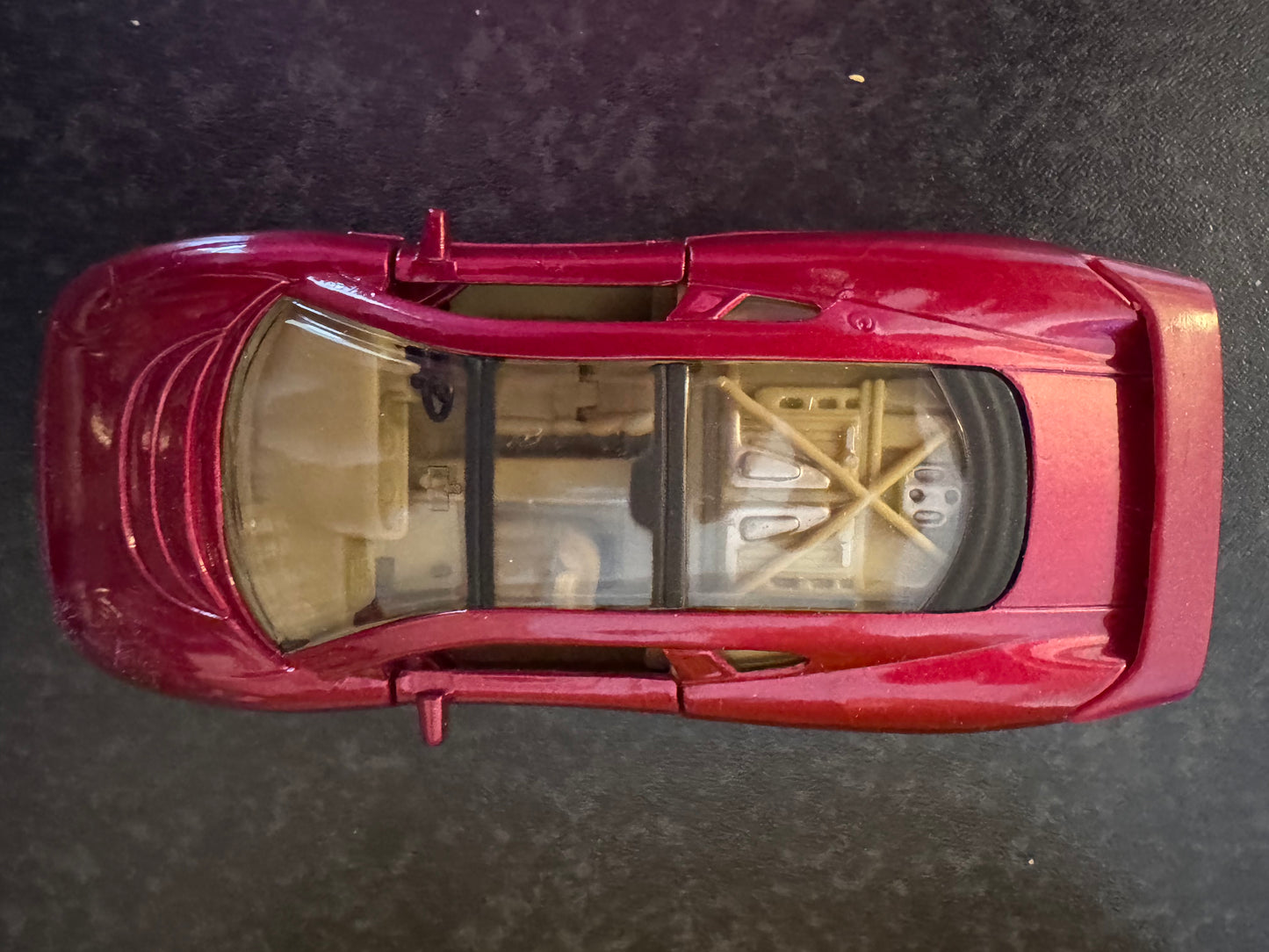 Maisto 9205B (1:40) Jaguar XJ220 
