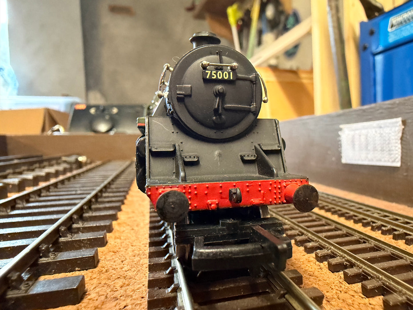 Mainline 37-053 (OO) British Railways Standard Class 4MT 4-6-0 No.75001 in BR Western Region Lined Green