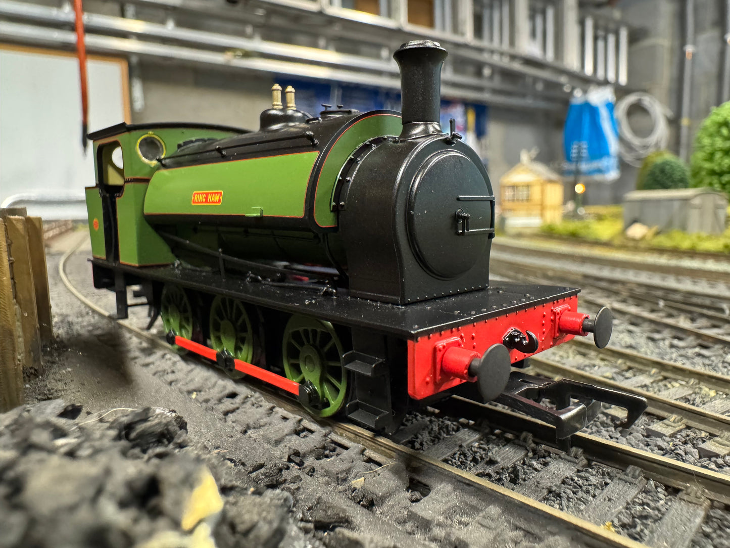 Rapido 903008 (OO) Hunslet 16 Inch No.1982 “Ring haw” in Nassington Quarry Green & Black. DCC Ready. 