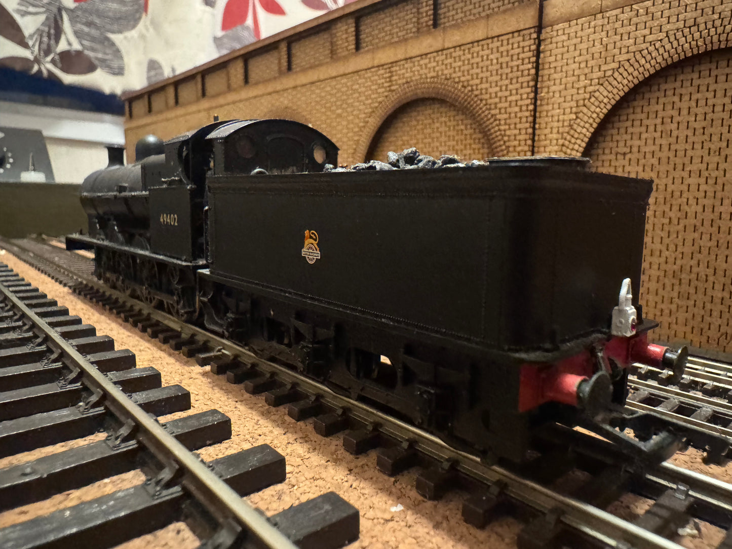 Bachmann 31-476A (OO) Ex LNWR / LMS, G2A “Super D” (7F) in lightly weathered British Railways unlined black. (Shed Code 10A, Wigan Springs Bank Depot) DCC Ready. 