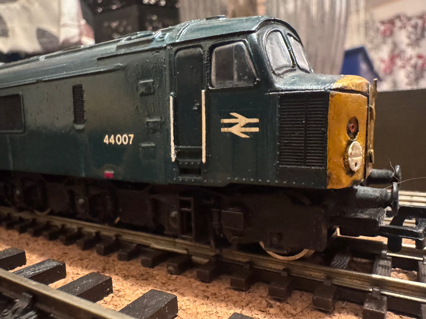 Mainline / Unknown Manufacturer 37-051 (OO) British Railways Class 44 No.44007 in BR Blue. 