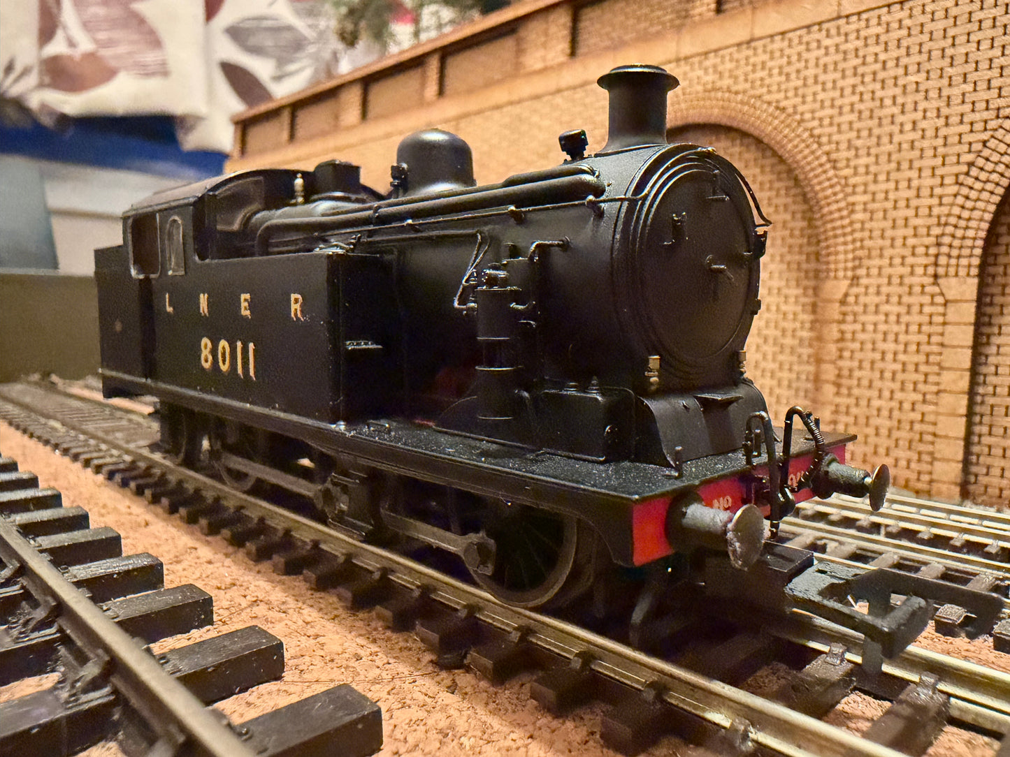 Oxford Rail OR76N7002 (OO) Ex GER N7 No.8011 in Pre 1936 LNER Unlined Black with Condensing Gear. DCC Ready