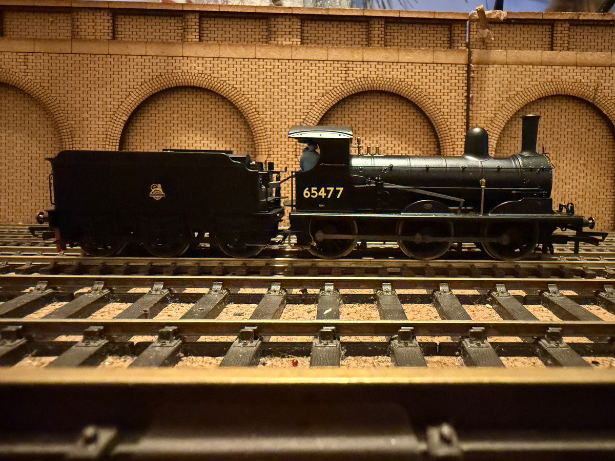 Hornby R3415 (OO) Ex GER / LNER J15 No.65477 in British Railways Unlined Black. (Shed Code 31A, Cambridge Depot) DCC Ready. 