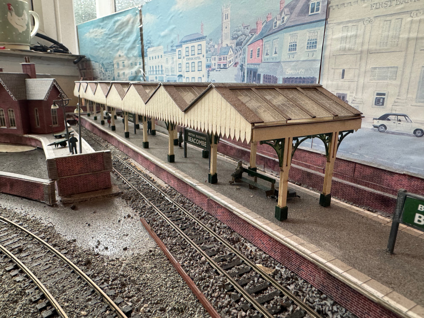 “Becombe” 8ft by 6ft OO Model Railway 